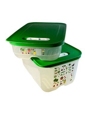 Tupperware Fridgesmart Containers Green Lid 4.4 & 1.8 Lt Lot of 2 EUC